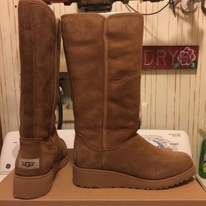 UGG KARA BOOTS
